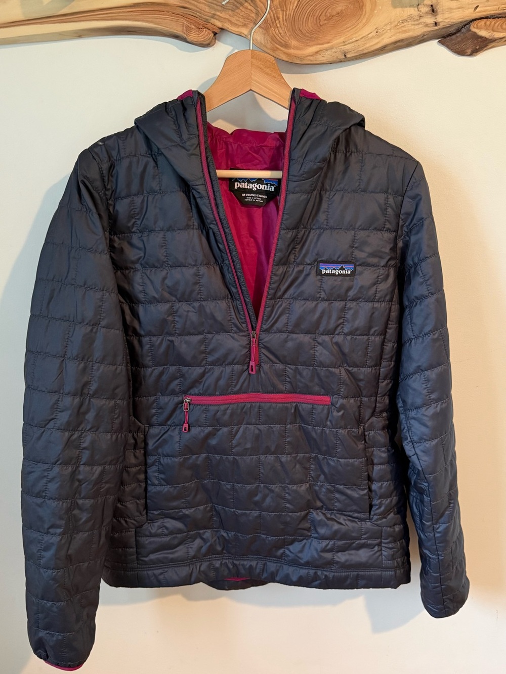 Patagonia Women's Nano Puff Bivy Pullover (Style #84196).